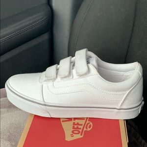 All White Vans 3 Velcro straps